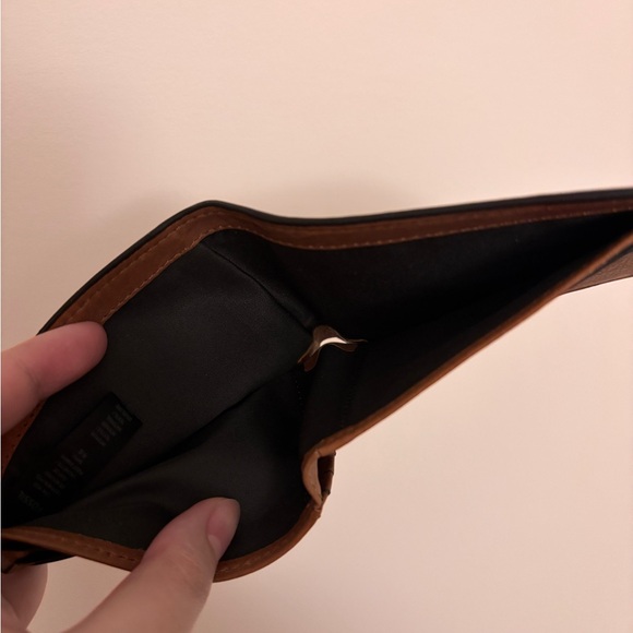 Fossil Supply Brown Leather Wallet - Picture 4 of 5